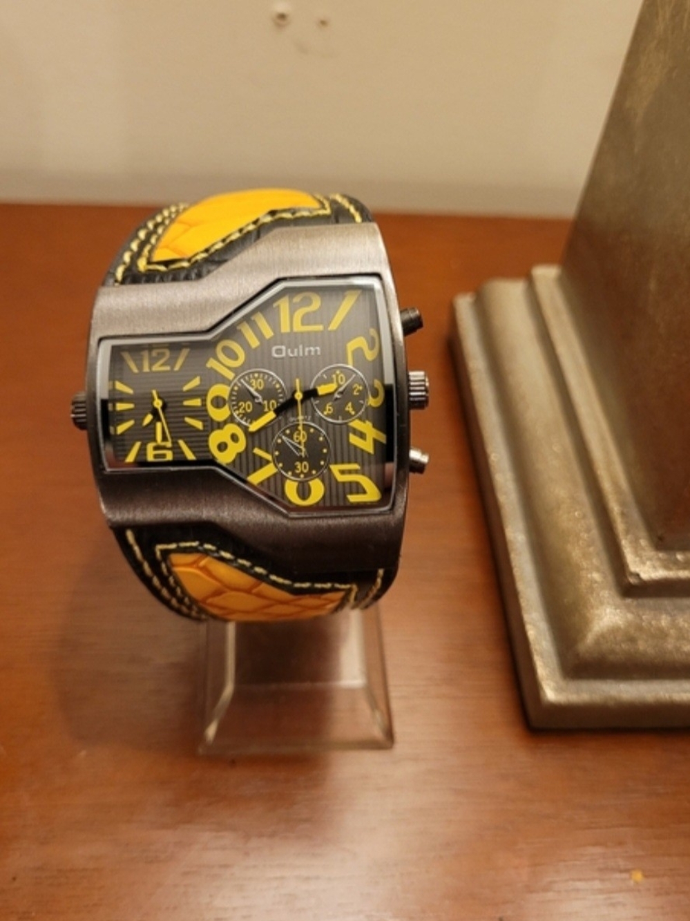 Brand New Oulm Black and Yellow Dual Time Men's Watch